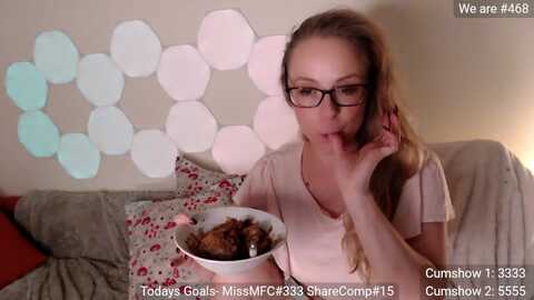 aussiecosplay @ myfreecams on 20231023