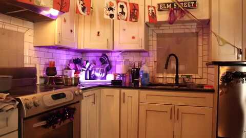 cubbixoxo @ myfreecams on 20231023