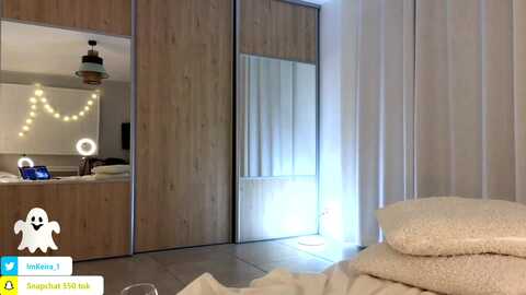 imkeira @ myfreecams on 20231023