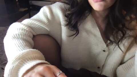 laceyjames24 @ myfreecams on 20231023