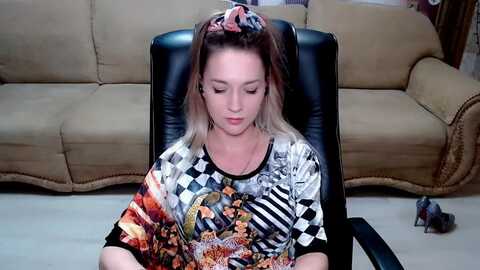 lovelymalina @ myfreecams on 20231023