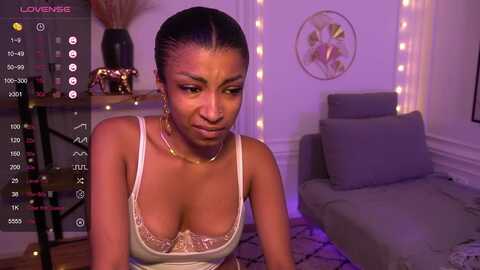 manelikpearce @ myfreecams on 20231023