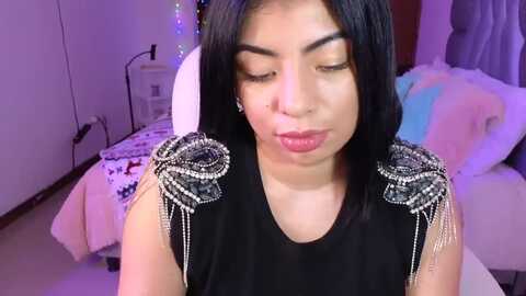 miaparkers @ myfreecams on 20231023