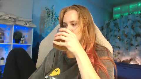 miichell_star @ myfreecams on 20231023