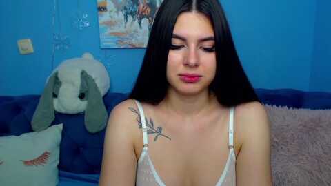 violinalove @ myfreecams on 20231023