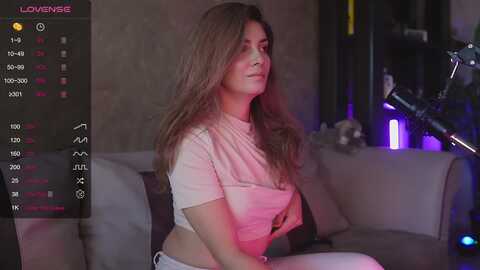 allie_synn @ myfreecams on 20231024