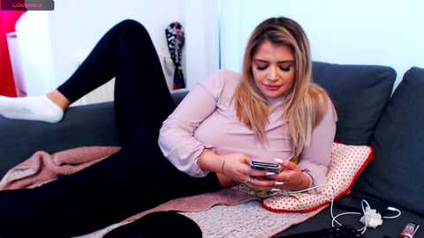 amber_xs @ myfreecams on 20231024