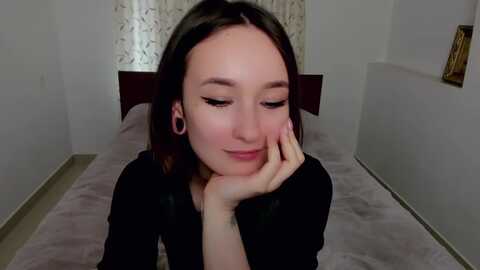 eleonorvibe @ myfreecams on 20231024