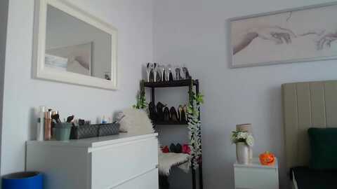 hrystina_ @ myfreecams on 20231024