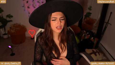 ikarlenstein @ myfreecams on 20231024