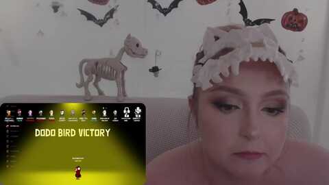 libbyxdoe @ myfreecams on 20231024