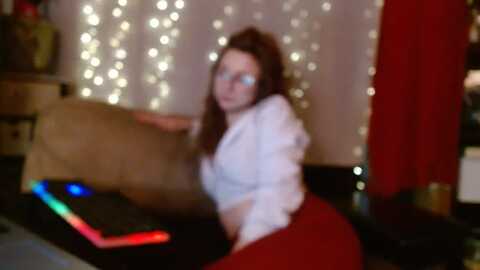 littlemisszee @ myfreecams on 20231024