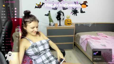 lovelymirra @ myfreecams on 20231024