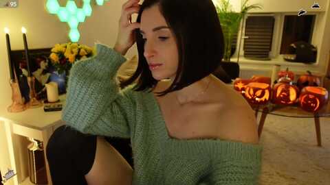 maddie @ myfreecams on 20231024
