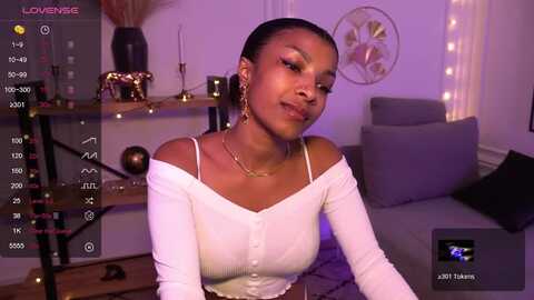 manelikpearce @ myfreecams on 20231024