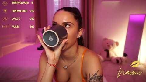 cinnabellee @ myfreecams on 20231025
