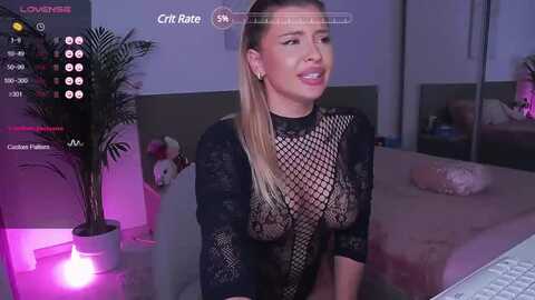 emilylax @ myfreecams on 20231025