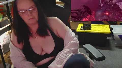 harriett55 @ myfreecams on 20231025