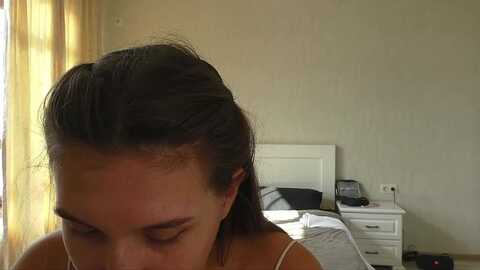 leranuttella @ myfreecams on 20231025