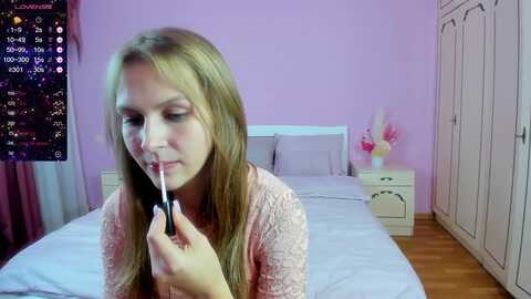 rarebuterfly @ myfreecams on 20231025