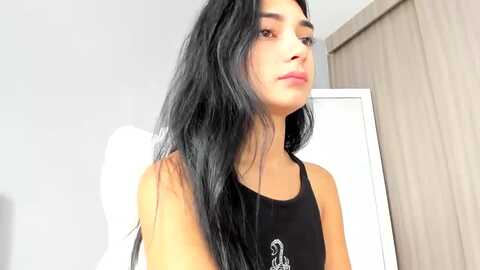 emmily_ @ myfreecams on 20231026