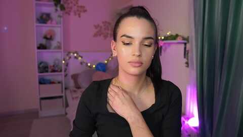 kylie_quinn @ myfreecams on 20231026
