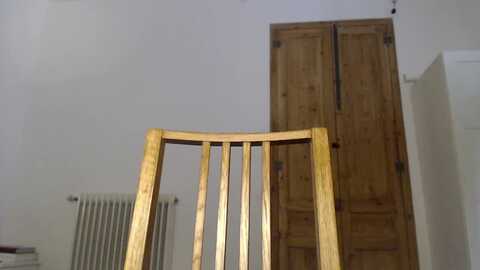 lolaspie @ myfreecams on 20231026