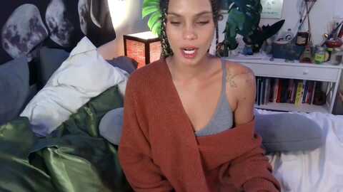 lunarlexxx @ myfreecams on 20231026