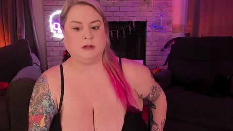 mari_jae @ myfreecams on 20231026