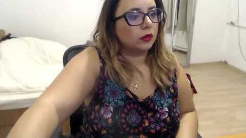 michellenite @ myfreecams on 20231026