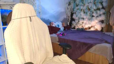 miichell_star @ myfreecams on 20231026