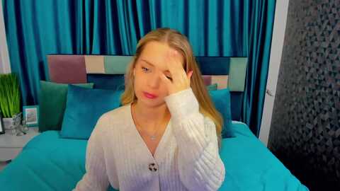 miramauer @ myfreecams on 20231026