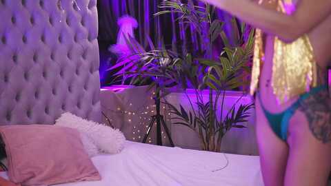 missmo0n1 @ myfreecams on 20231026