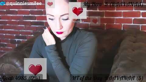quinniesmile @ myfreecams on 20231026