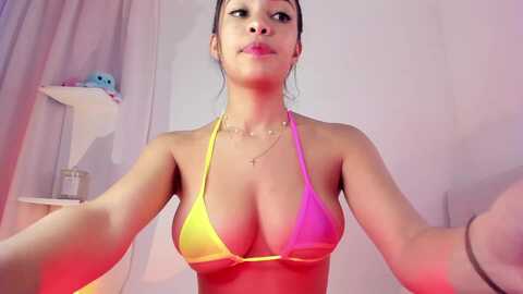 sweetmoon1 @ myfreecams on 20231026