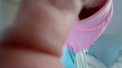 duckchan0 @ myfreecams on 20231027