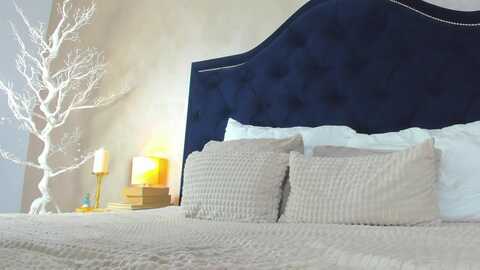 ana_hamsa @ myfreecams on 20231028