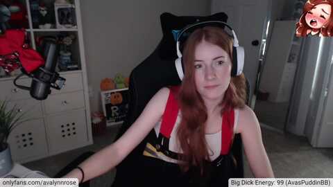 avalynnrose @ myfreecams on 20231028