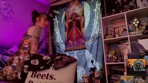 cdrtroi @ myfreecams on 20231028