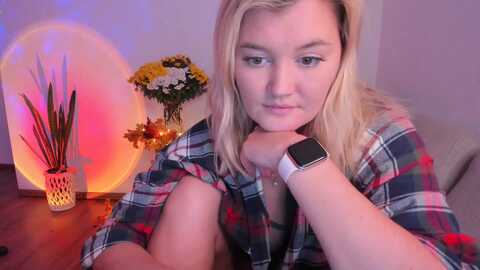 fire_ice_emma @ myfreecams on 20231028