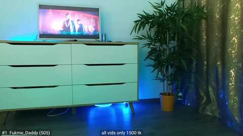 hunny_bunny25 @ myfreecams on 20231028