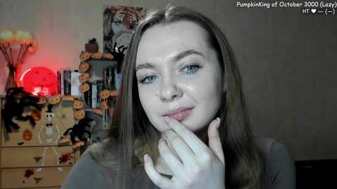 lizaghost @ myfreecams on 20231028