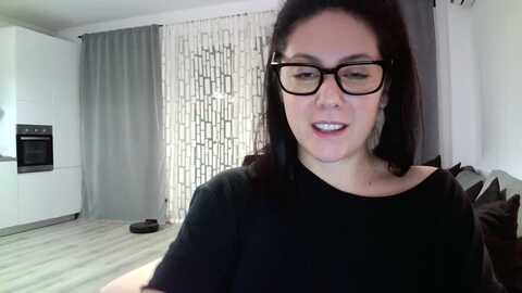 silkywoman @ myfreecams on 20231028