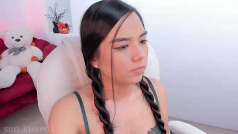 sun_kissed1 @ myfreecams on 20231028