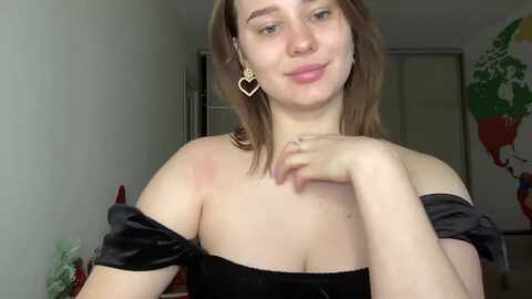 tifanytatum @ myfreecams on 20231028