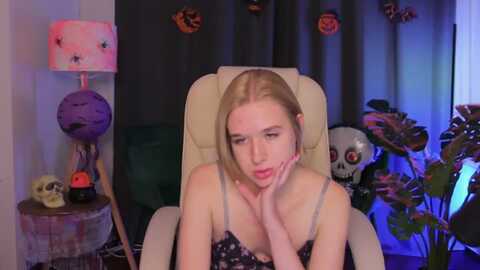 abby__love @ myfreecams on 20231029