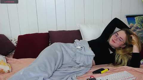 cindywood @ myfreecams on 20231029
