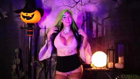 cubbixoxo @ myfreecams on 20231029