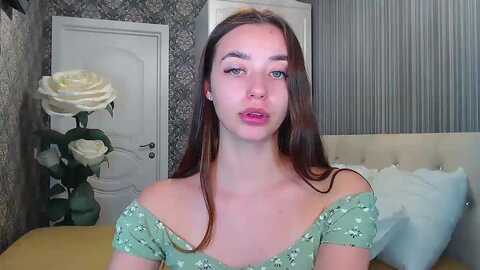 emeraldlilyyy @ myfreecams on 20231029