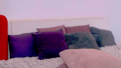 selenalo @ myfreecams on 20231029